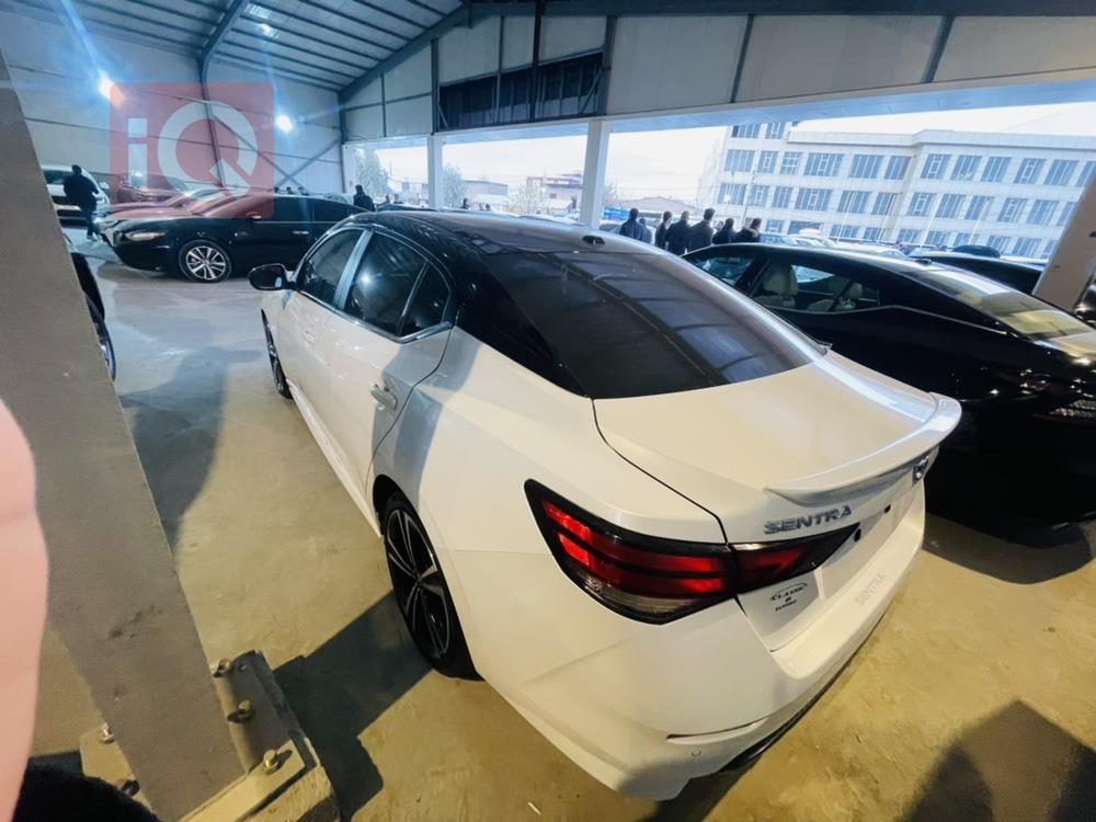 نيسان سنترا